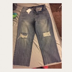 Caara Denim Capri Jeans - Size 29 (US Size 8) NWT